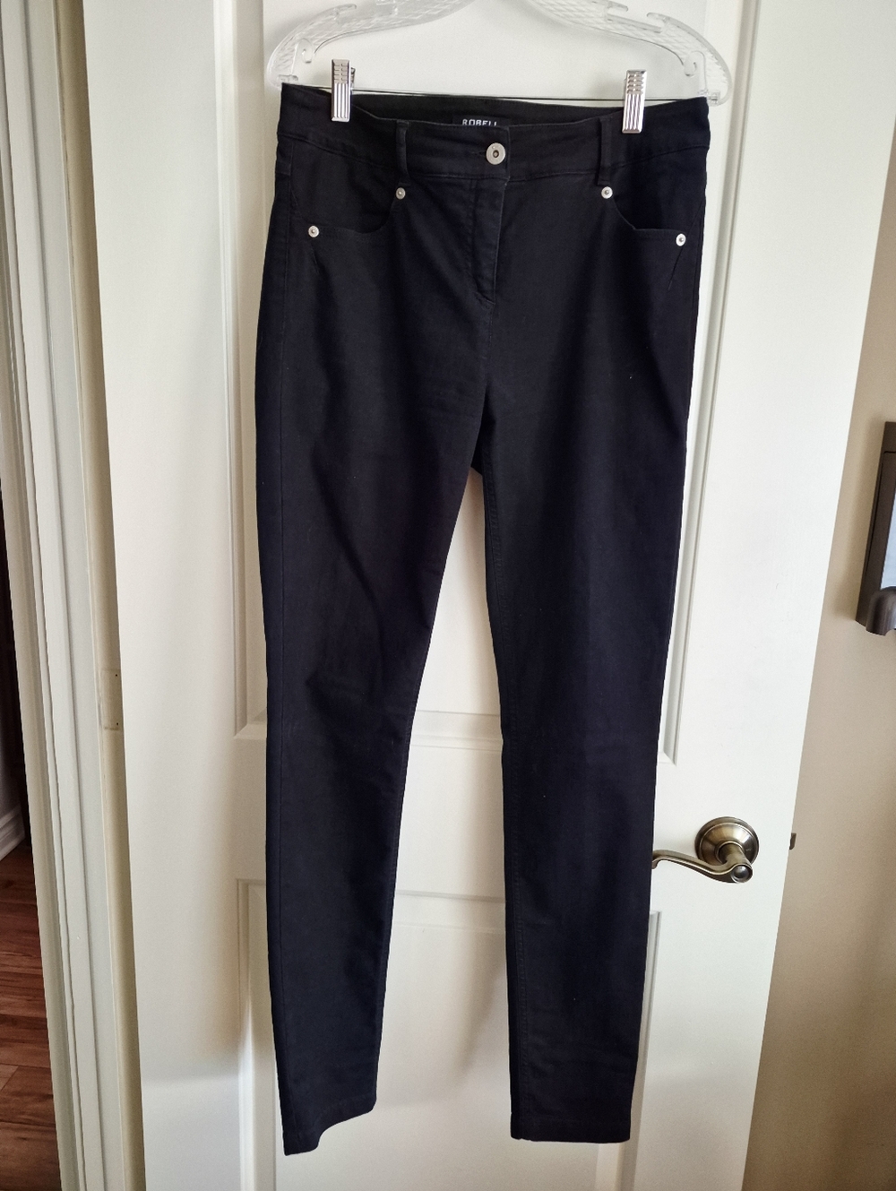 39 Black Jeans | Robell